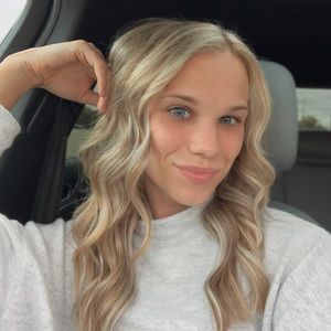 Meet your Posher, Edina